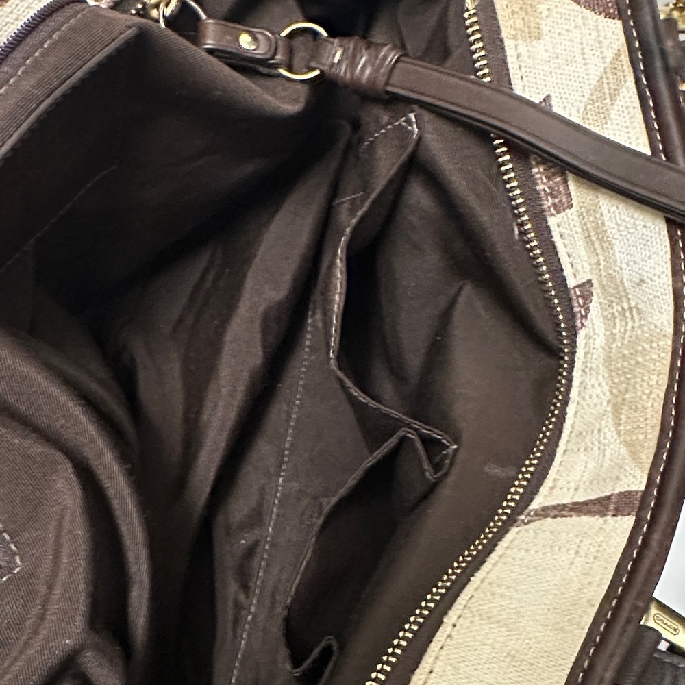 COACH (SET) Y2K TONAL SIGNATURE CANVAS SHOULDER TOTE, Brown & Cream with Wallet - Picture 13 of 13
